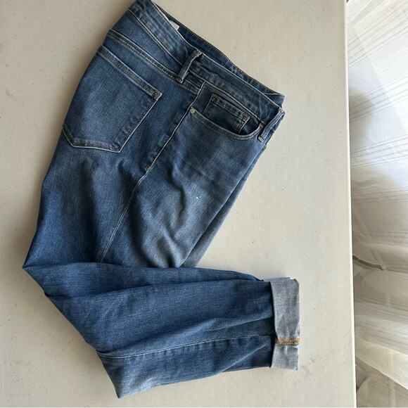 Athleta Blue Ankle Cropped Jeans - Picture 9 of 9